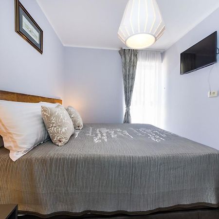 Ema 2Br Apt. In Old Town Centre Zadar Exterior photo