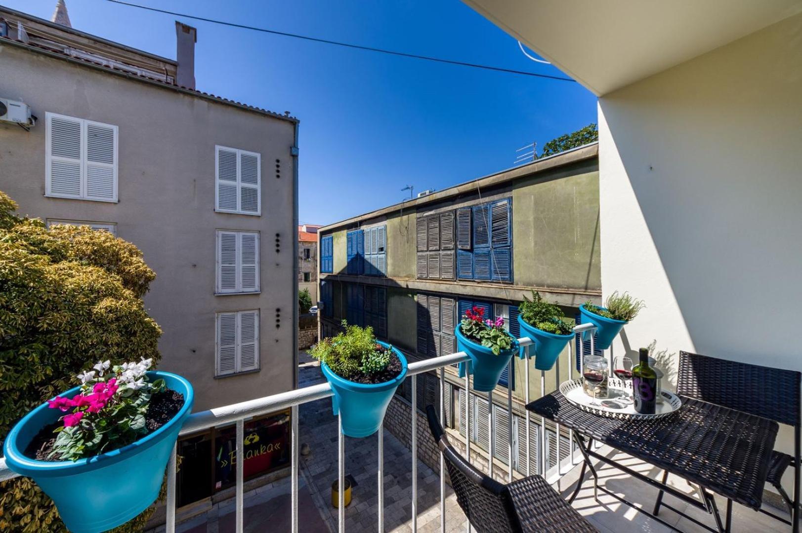 Ema 2Br Apt. In Old Town Centre Zadar Exterior photo
